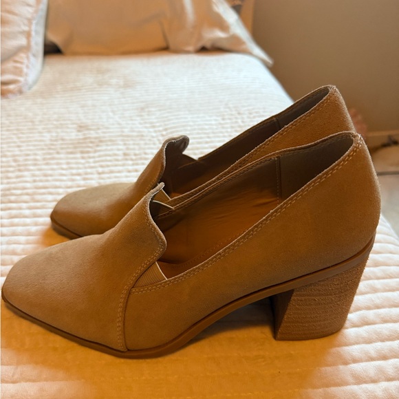 Joie Tan Heeled Shoes with Block Heel - Picture 3 of 5